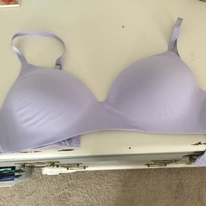 Size 38 C Victoria Secret's bra